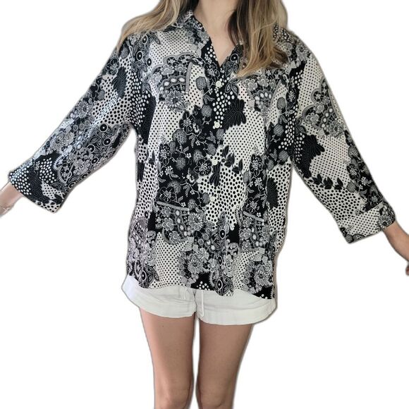 Apparenza Tops - Apparenza Womens Size XL Extra Large Button Down Top Shirt Black White Floral